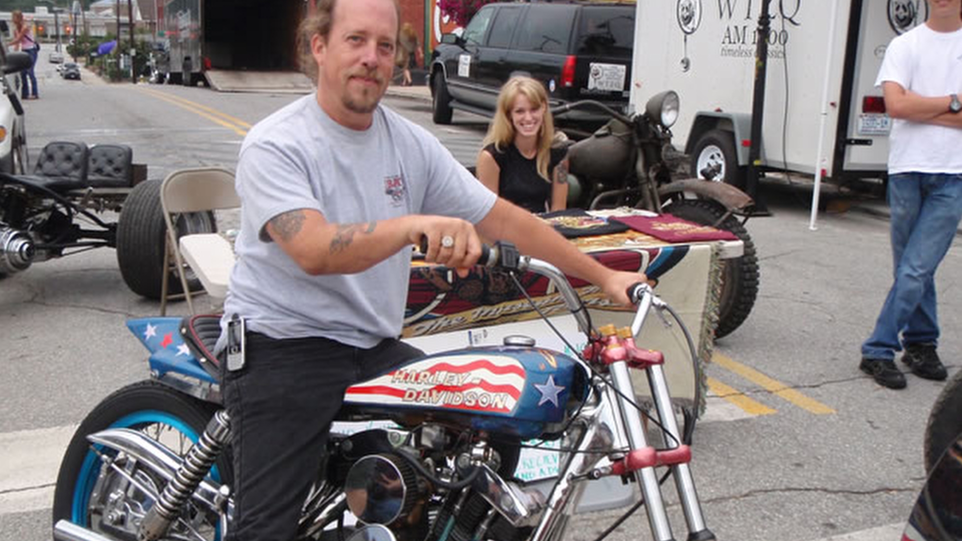 Fast Fred Ruddock rides Evel Knievel's bike
