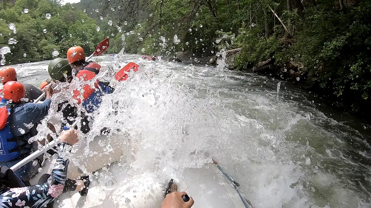 Fast Fred making a big splash with his raft exiting S-wave in Broken Nose rapid