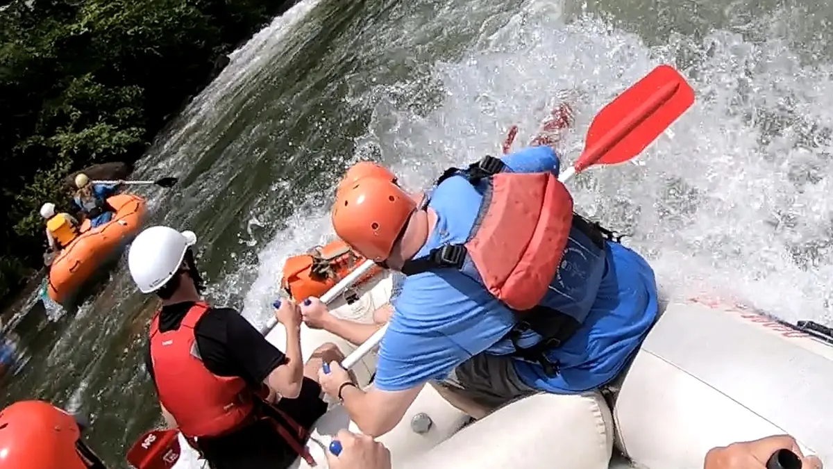 Guides view of a surf at Staging Eddy rapid on the Middle Ocoee