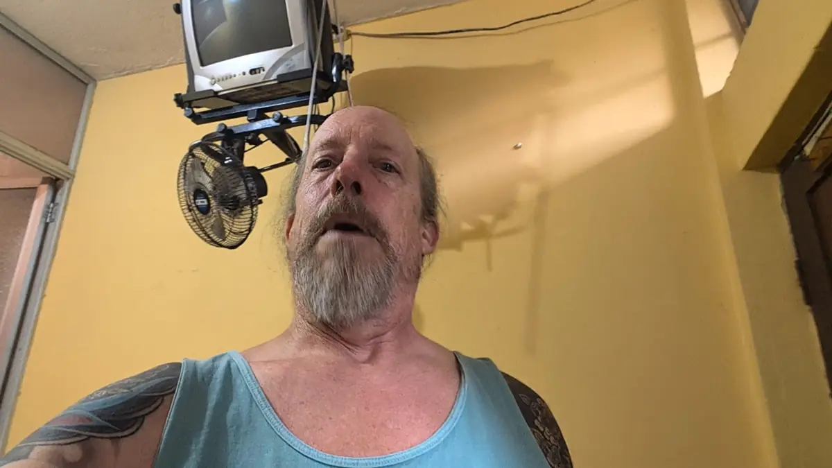 Budget hostel room in Tena Ecuador for whitewater kayakers